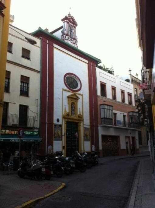 Enjoy Life Sevilla Exterior photo